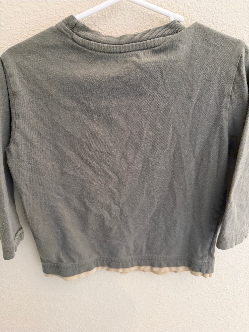 Arizona Jean Company Boys Army Green  Long-Sleeve Graphic Tee with Tan Accents - Picture 3 of 3